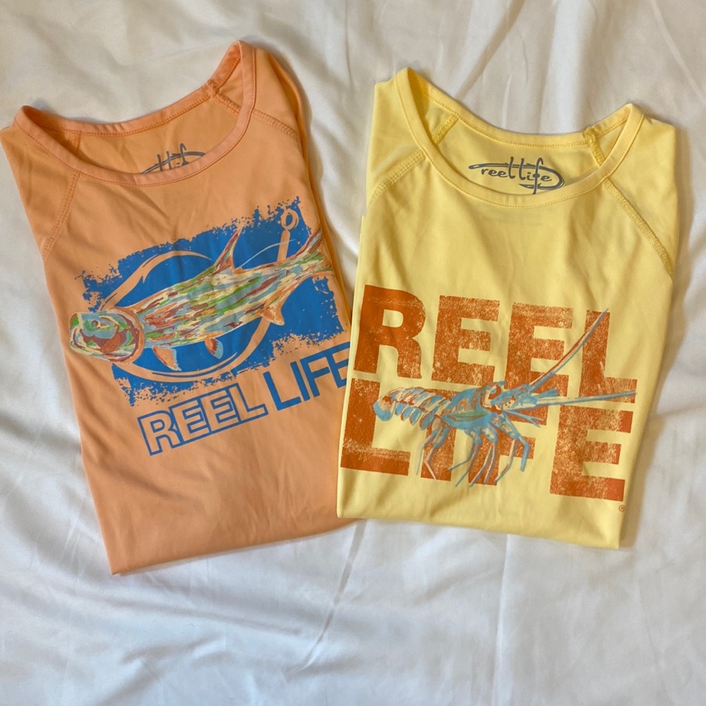 2 Reel Life swim shirts size small